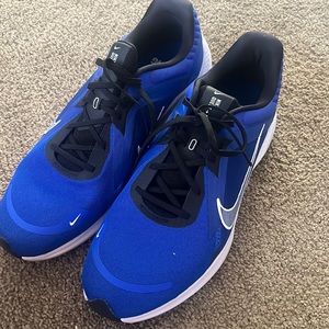 Nike quest 5 blue/white